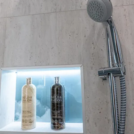 Urban Luxury Collection *