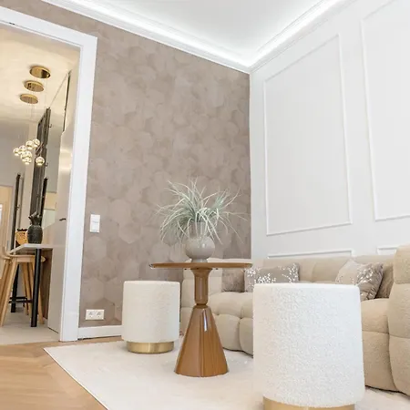 Urban Luxury Collection *