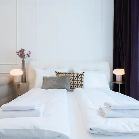 Urban Luxury Collection Апартаменты *