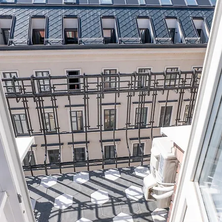 Urban Luxury Collection Апартаменты *