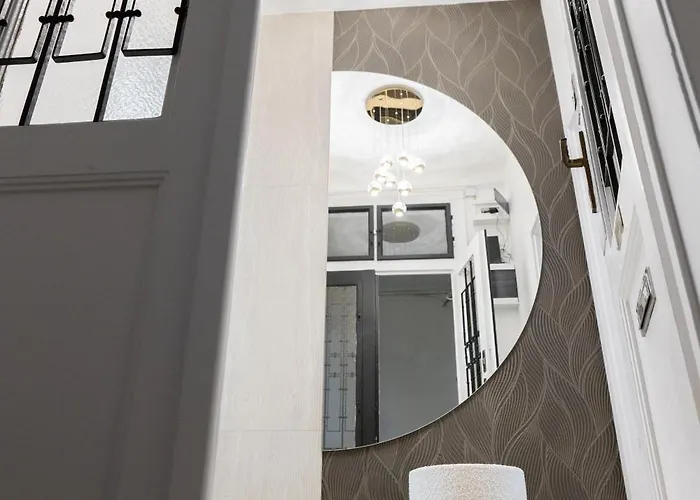 Urban Luxury Collection *